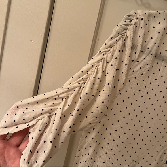 Zara Blouse, White with Black Polka Dots, size Large - Picture 2 of 4
